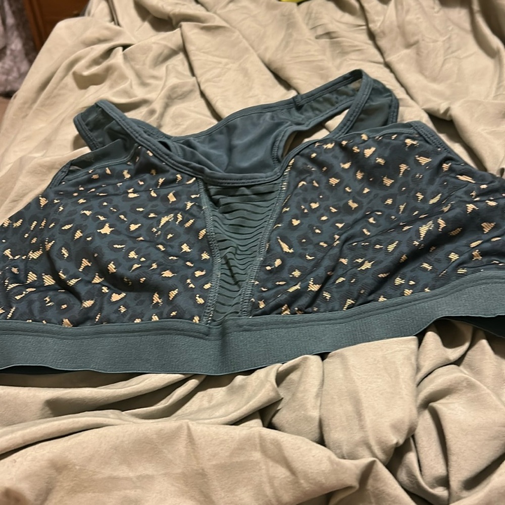 ZYIA bomber bra RC 🐾